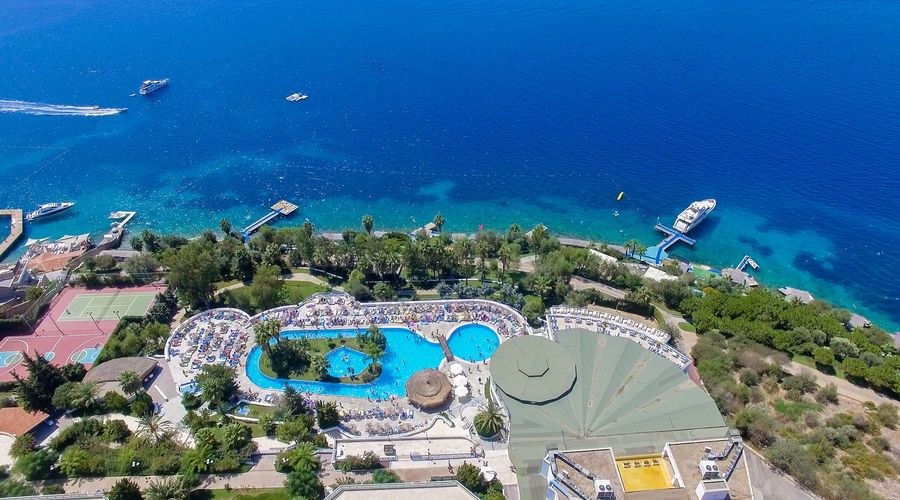 Bodrum Holiday Resort & Spa