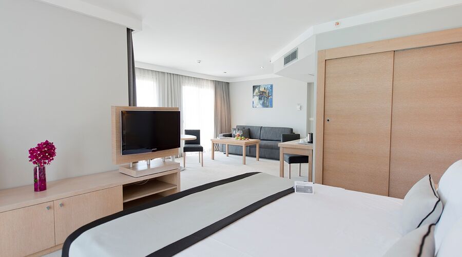 Ramada Resort by Wyndham Bodrum