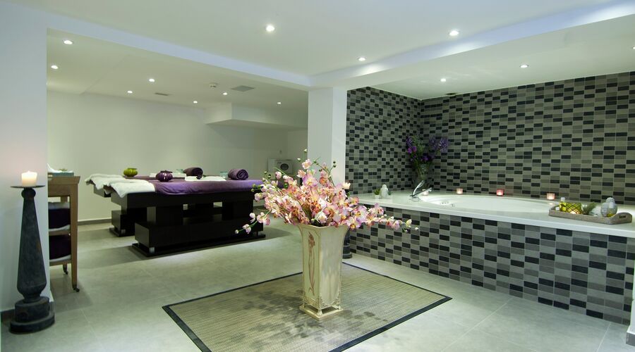 Ramada Resort by Wyndham Bodrum