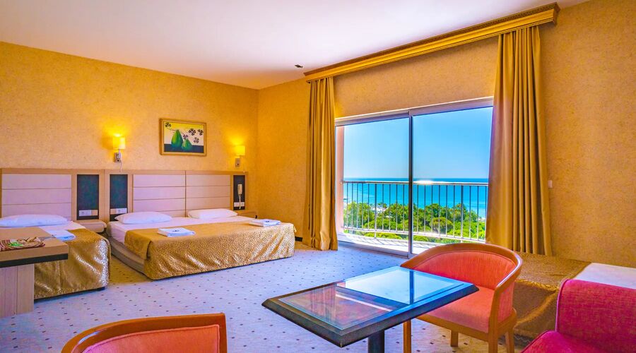 Altis Resort Otel