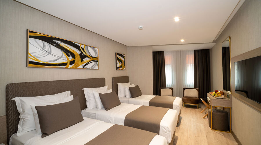 Rayelin Hotel