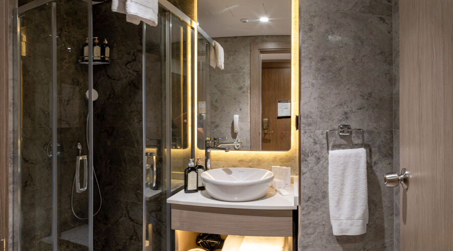 Rayelin Hotel