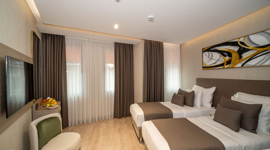 Rayelin Hotel