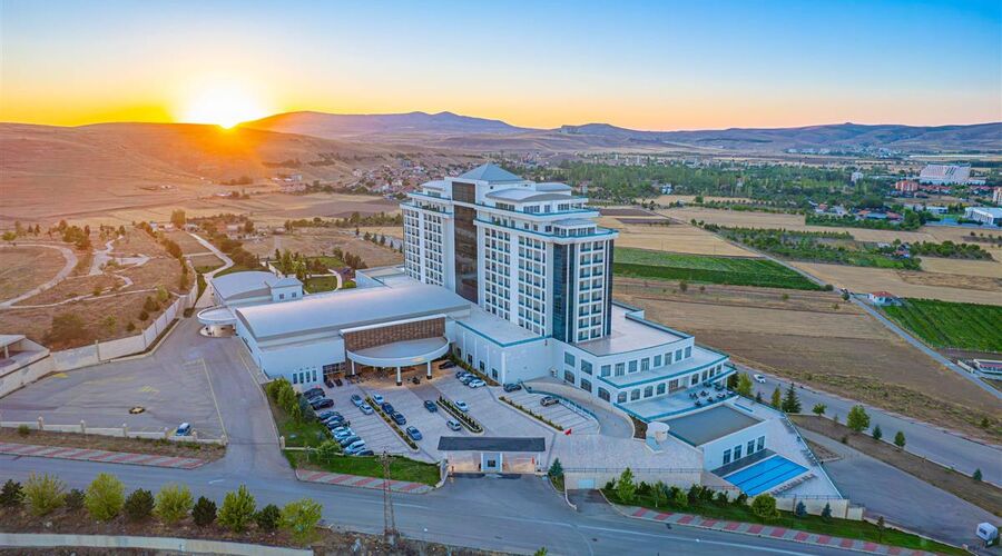 Alusso Thermal Hotel SPA & Convention Center