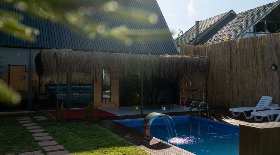 TolSoo Wooden House 2