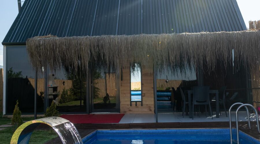 TolSoo Wooden House 2