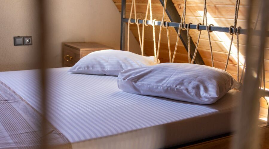 TolSoo Wooden House 2