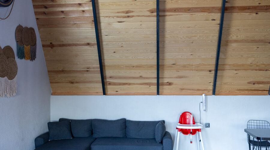 TolSoo Wooden House 2