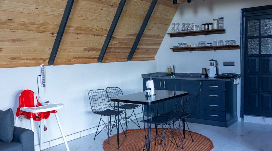 TolSoo Wooden House 2