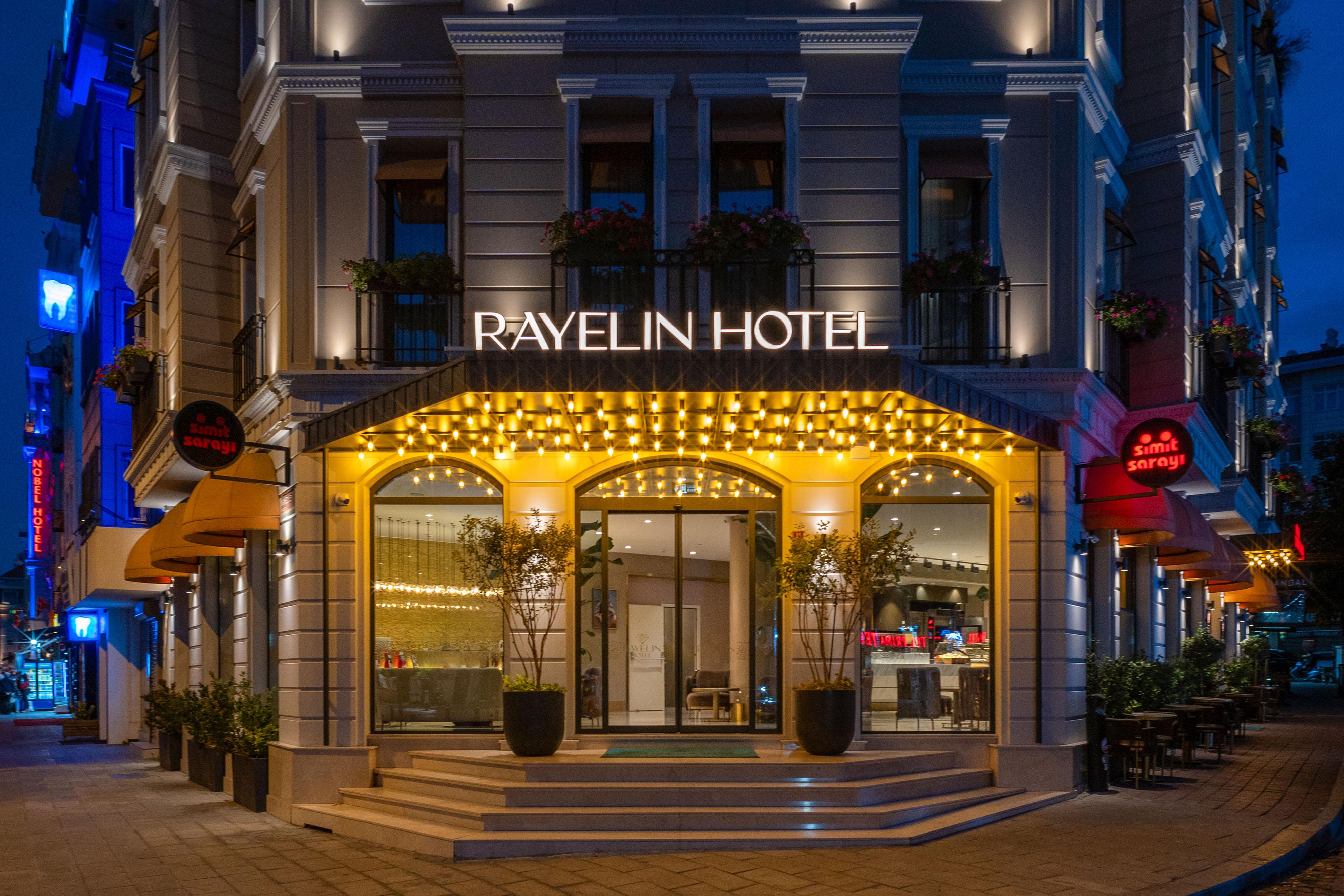 Rayelin Hotel