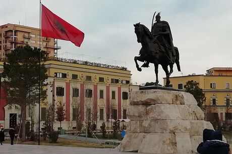Baştanbaşa Balkanlar Ajet İle Tüm Çevre Gezileri, Ekstra Turlar, Akşam Yemekleri Dahil SAW-SJJ-SAW