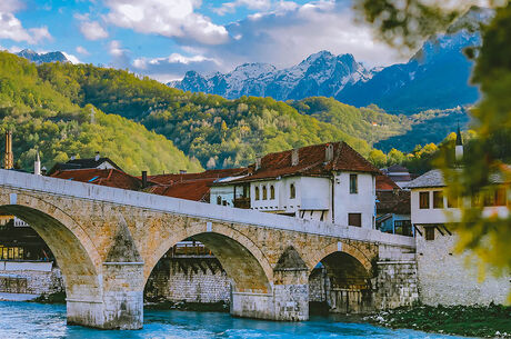 Kosovalı Büyük Balkan Turu Air Albania Havayolları İle Extra Turlar ve Akşam Yemekleri Dahil (OHD-SHK)