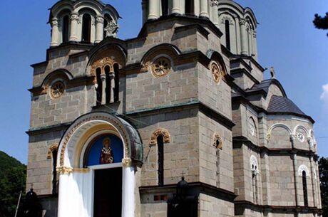 Kosovalı Büyük Balkan Turu Air Albania Havayolları İle Extra Turlar ve Akşam Yemekleri Dahil (OHD-SHK)