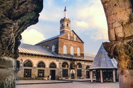 İzmir Çıkışlı Uçaklı Gap turu 5 Gece